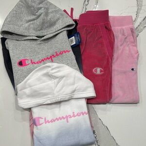 Champion Girls hoodie sweatshirts and sweatpants size small, size 7/8